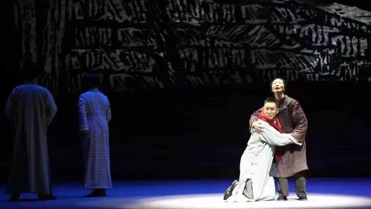 现代吕剧《先驱•王尽美》首演圆满成功，走过百年初心不改