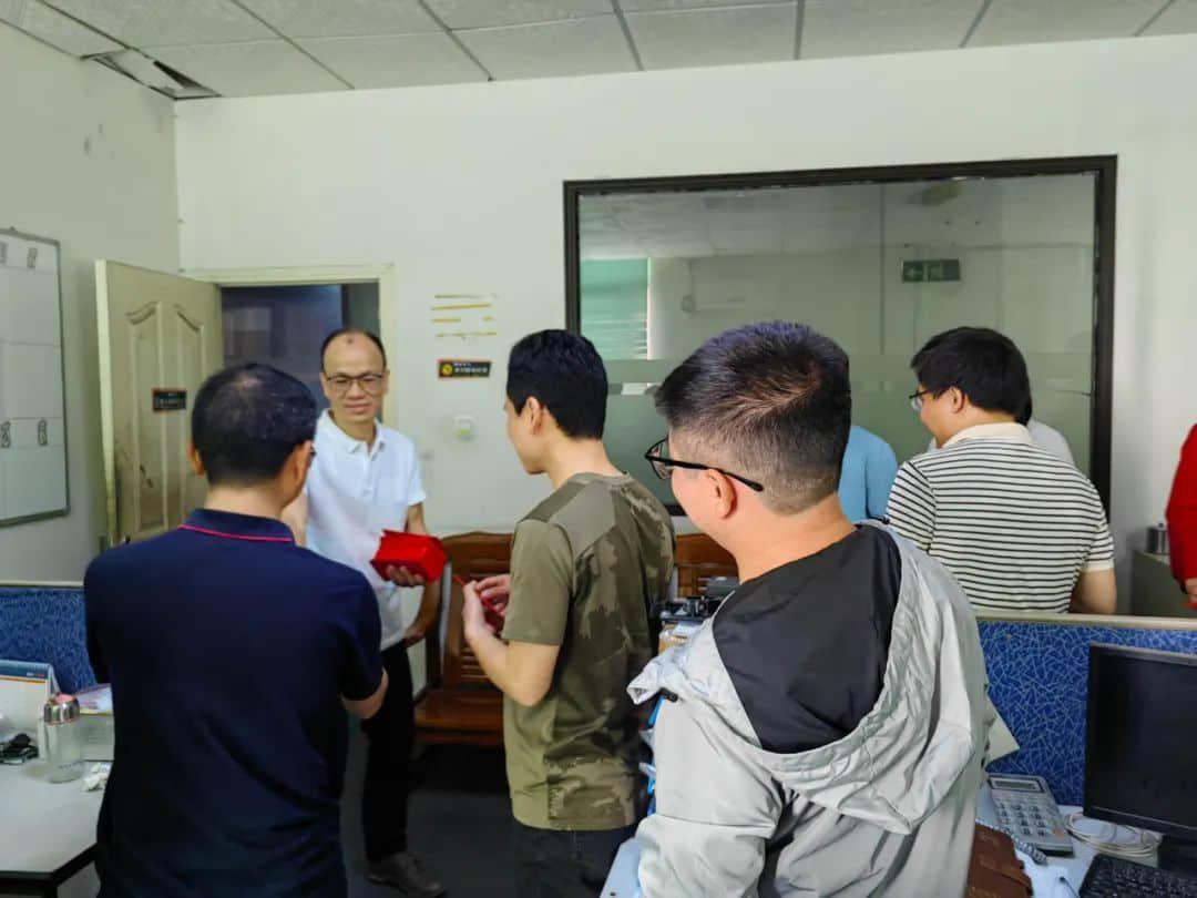 2024鸿彩灯光开工大吉，龙行龘龘