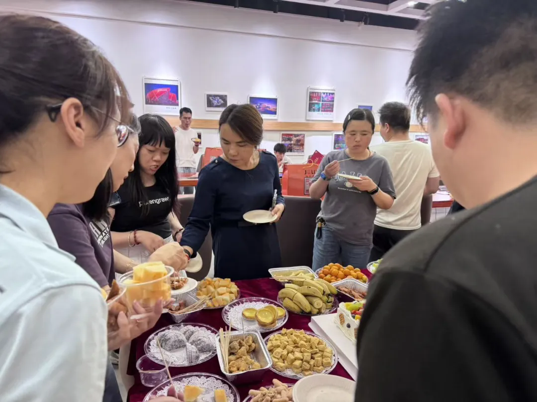 【鸿彩大家庭Q1集体生日会】春启新程，共赴生辰之约！