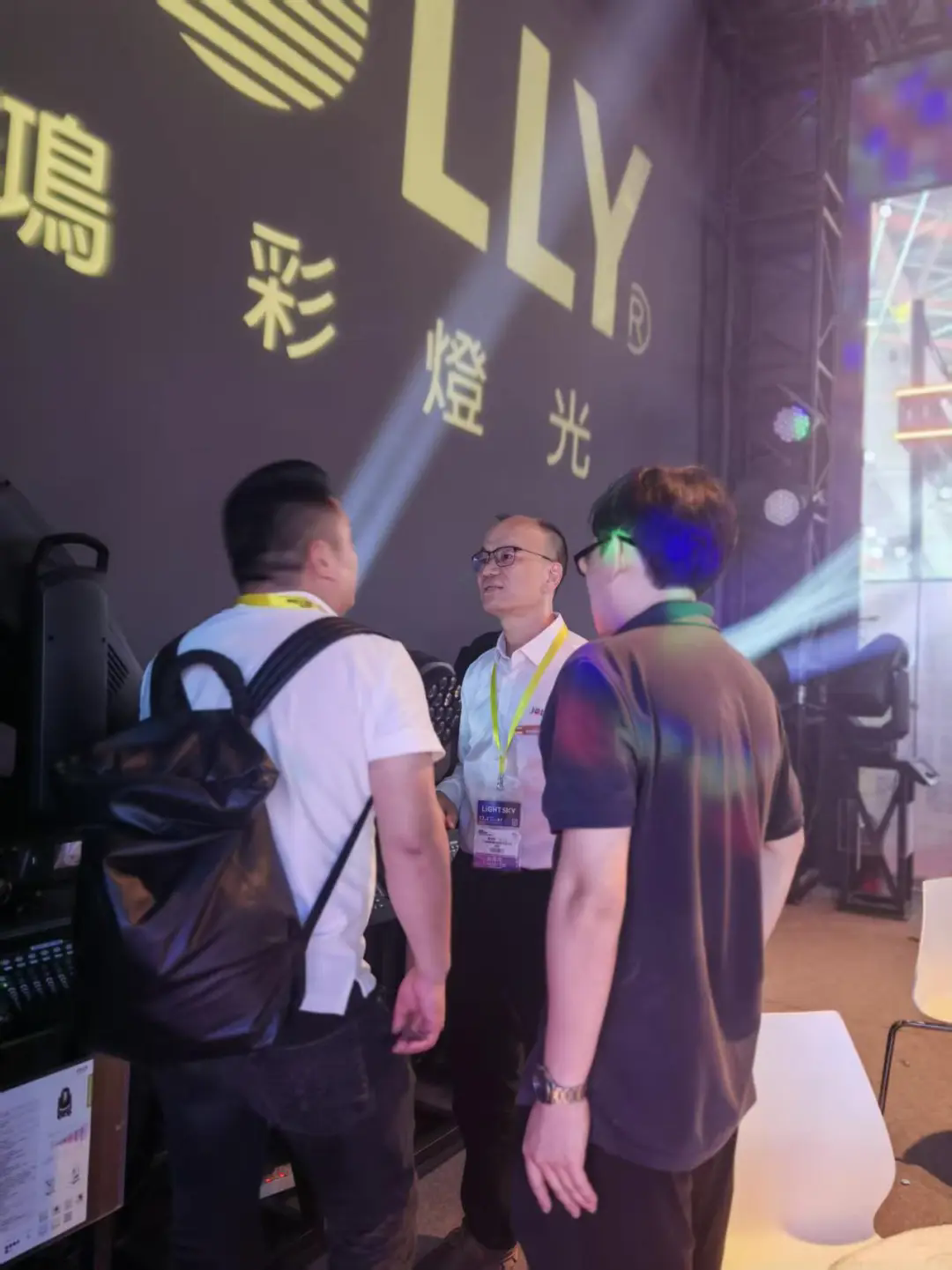 GET Show第二天，鸿彩灯光盛宴继续火热上演