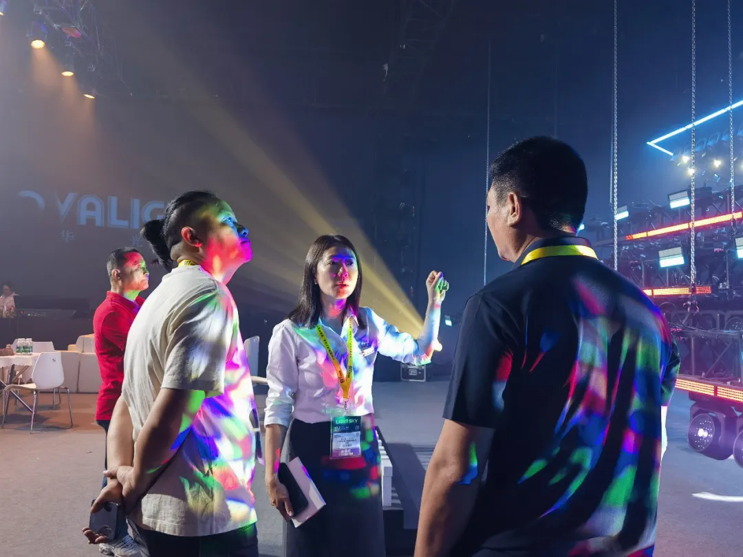 GET Show第二天，鸿彩灯光盛宴继续火热上演