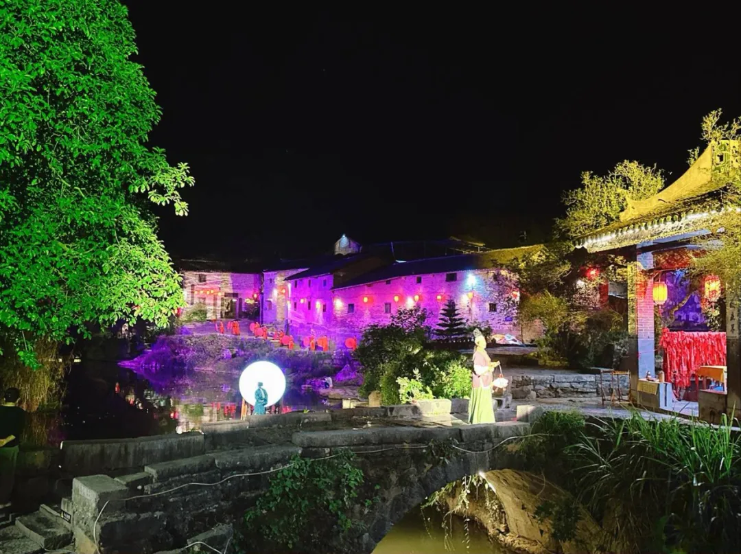 山水与光影共生,鸿彩灯光将点亮2026广西旅发大会 山水与光影共生,鸿彩灯光将点亮2026广西旅发大会